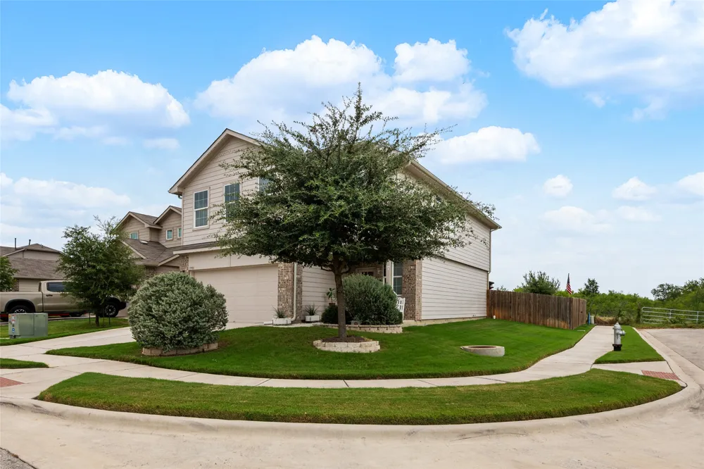 13901 Macquarie Drive Pflugerville, TX 78660