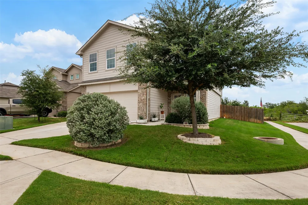 13901 Macquarie Drive Pflugerville, TX 78660