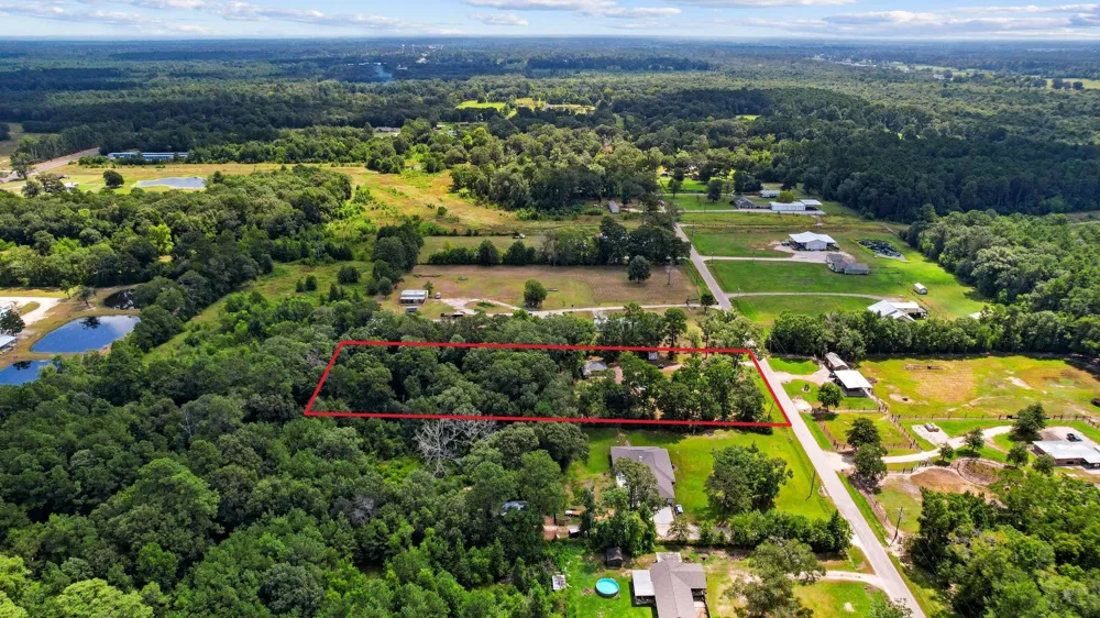 863 County Road 3141 E Cleveland, TX 77327