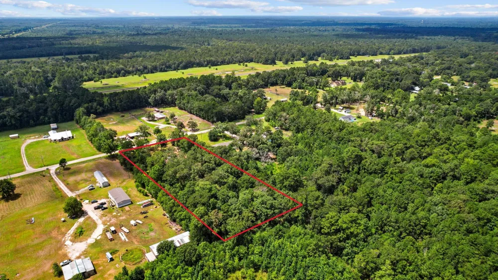 863 County Road 3141 E Cleveland, TX 77327