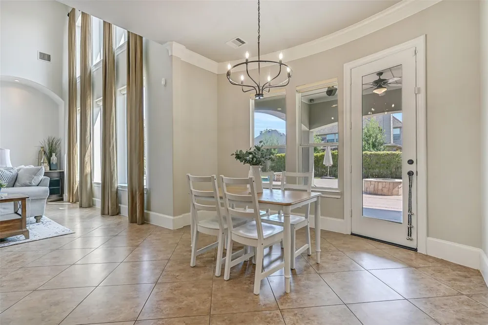 2316 Durango Bend Lane Friendswood, TX 77546