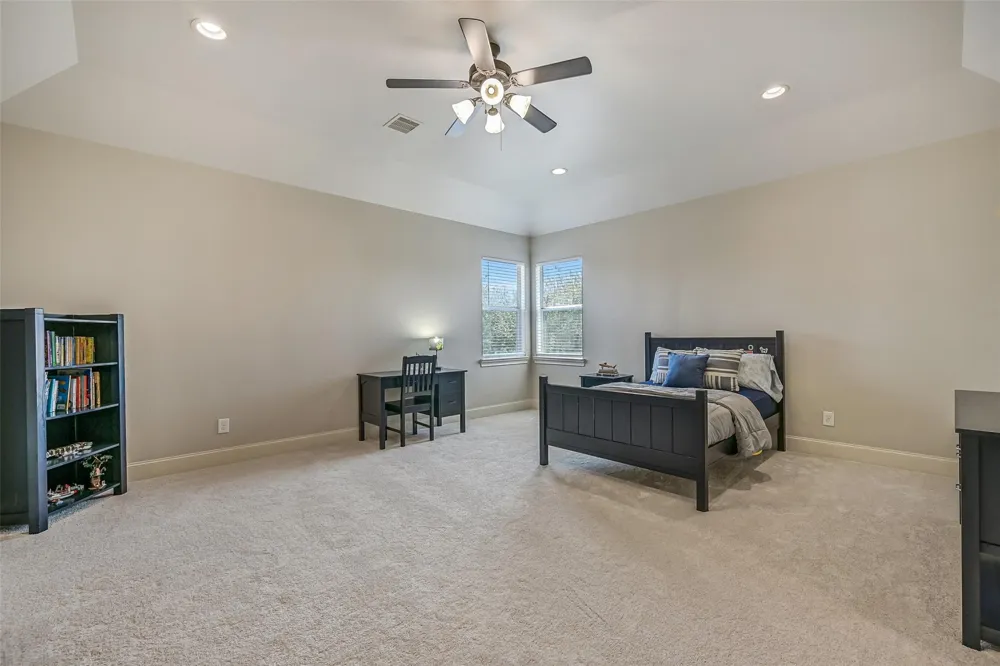 2316 Durango Bend Lane Friendswood, TX 77546