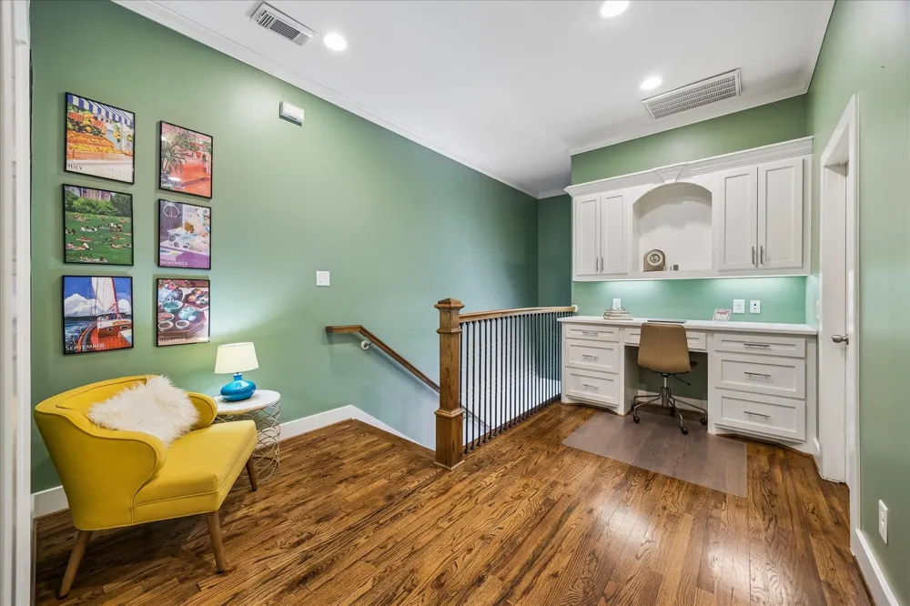 924 Alexander Street Houston, TX 77008
