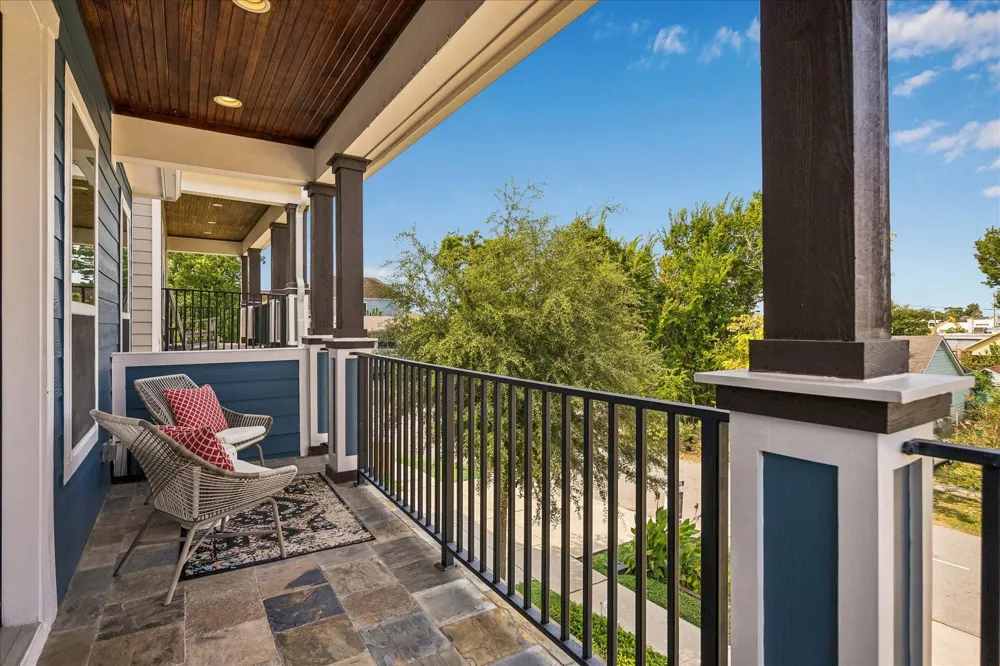924 Alexander Street Houston, TX 77008