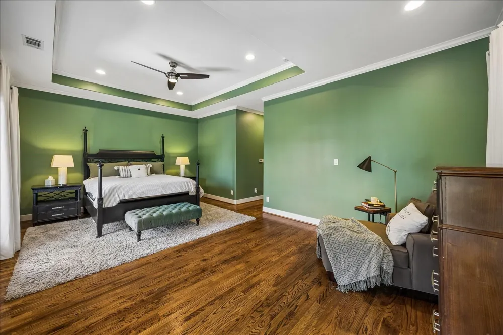 924 Alexander Street Houston, TX 77008