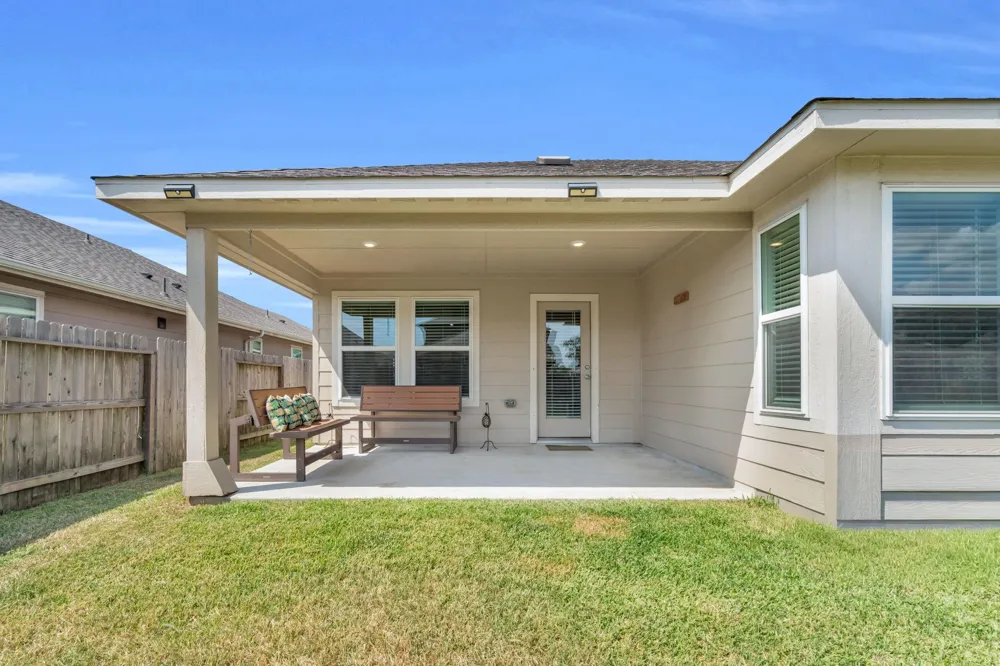 2315 Scarlett Pine Bend Tomball, TX 77375