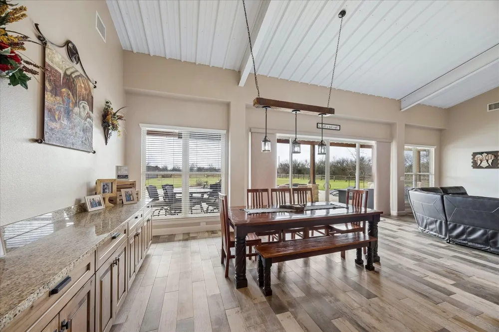 2224 Maler Road Sealy, TX 77474