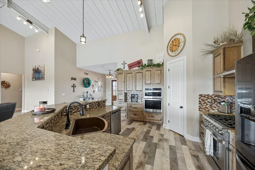 2224 Maler Road Sealy, TX 77474