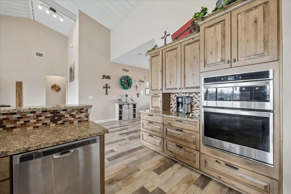 2224 Maler Road Sealy, TX 77474