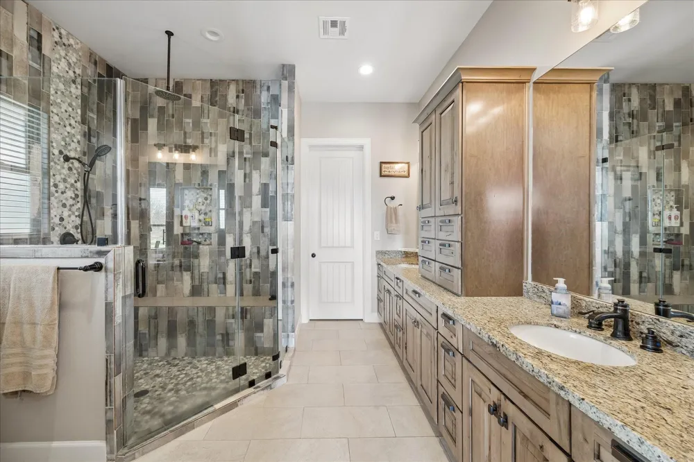 2224 Maler Road Sealy, TX 77474