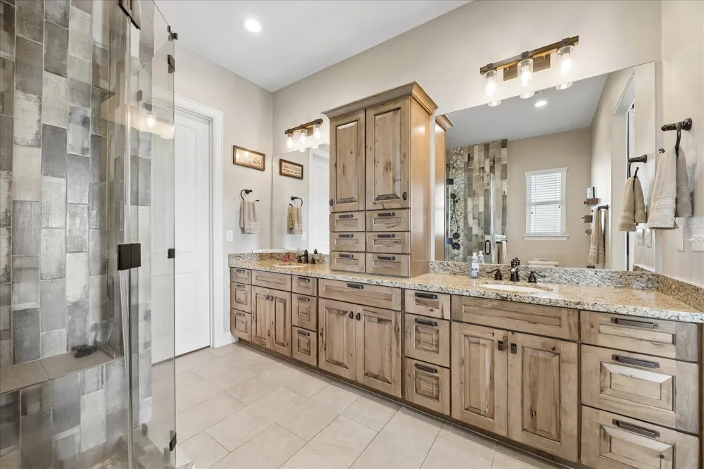 2224 Maler Road Sealy, TX 77474