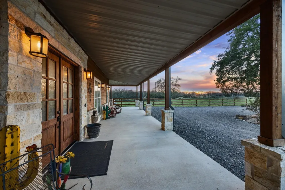 2224 Maler Road Sealy, TX 77474