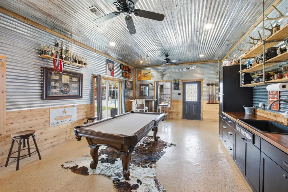 2224 Maler Road Sealy, TX 77474