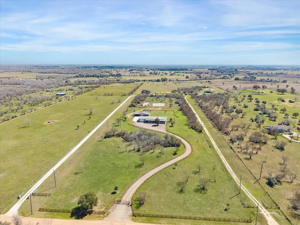 2224 Maler Road Sealy, TX 77474