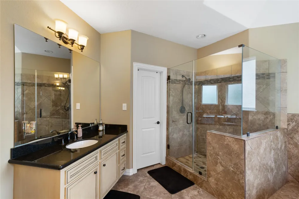 721 Oak Hill Lane Pinehurst, TX 77362