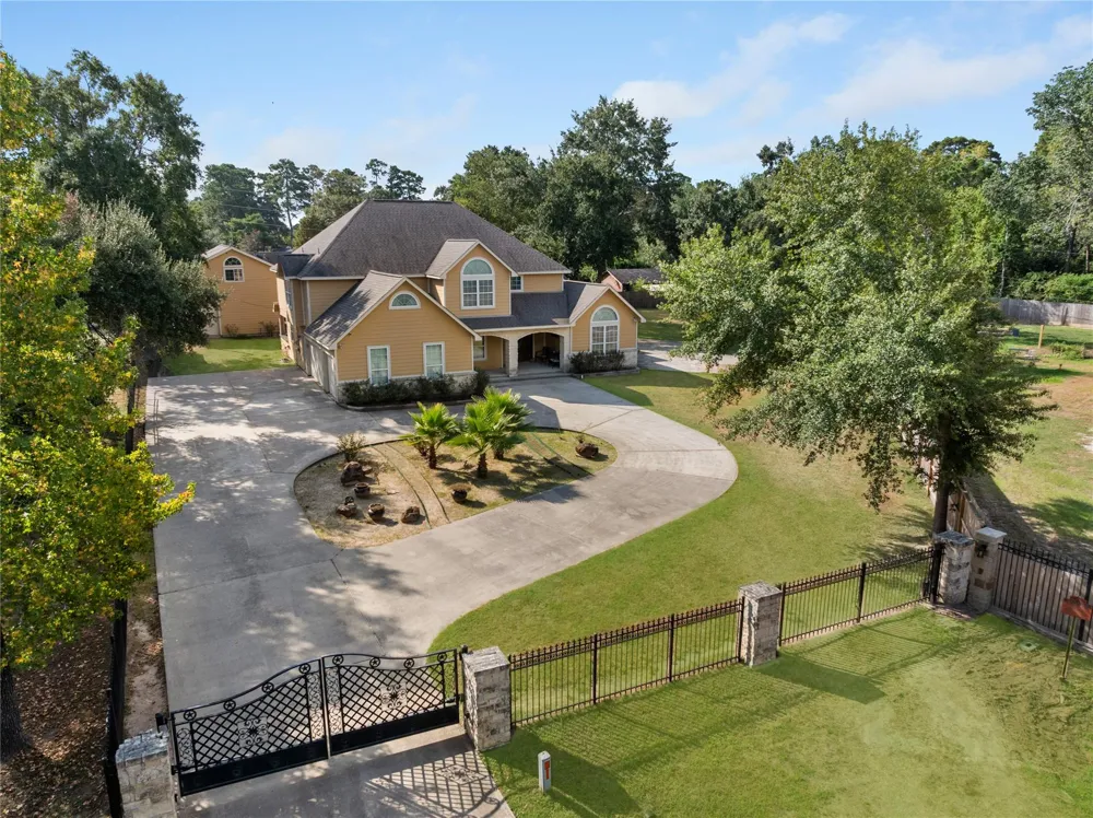 721 Oak Hill Lane Pinehurst, TX 77362