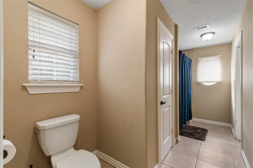 721 Oak Hill Lane Pinehurst, TX 77362