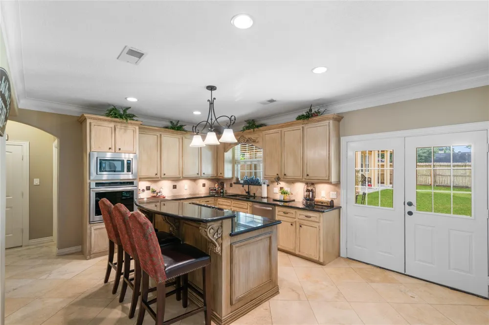 721 Oak Hill Lane Pinehurst, TX 77362