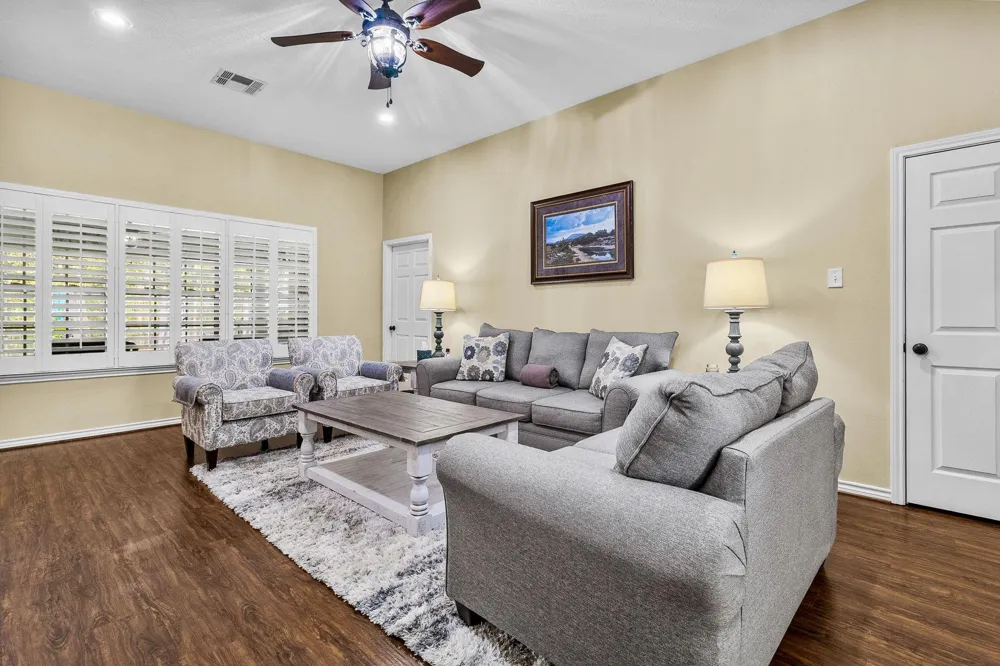 145 Idlewilde Drive Onalaska, TX 77360