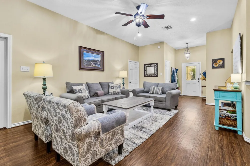145 Idlewilde Drive Onalaska, TX 77360