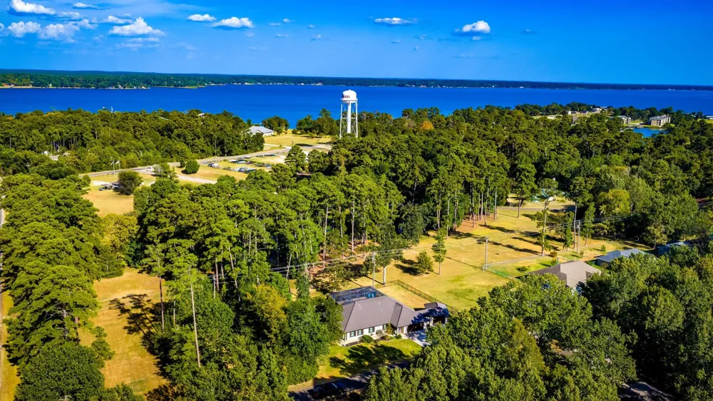 145 Idlewilde Drive Onalaska, TX 77360