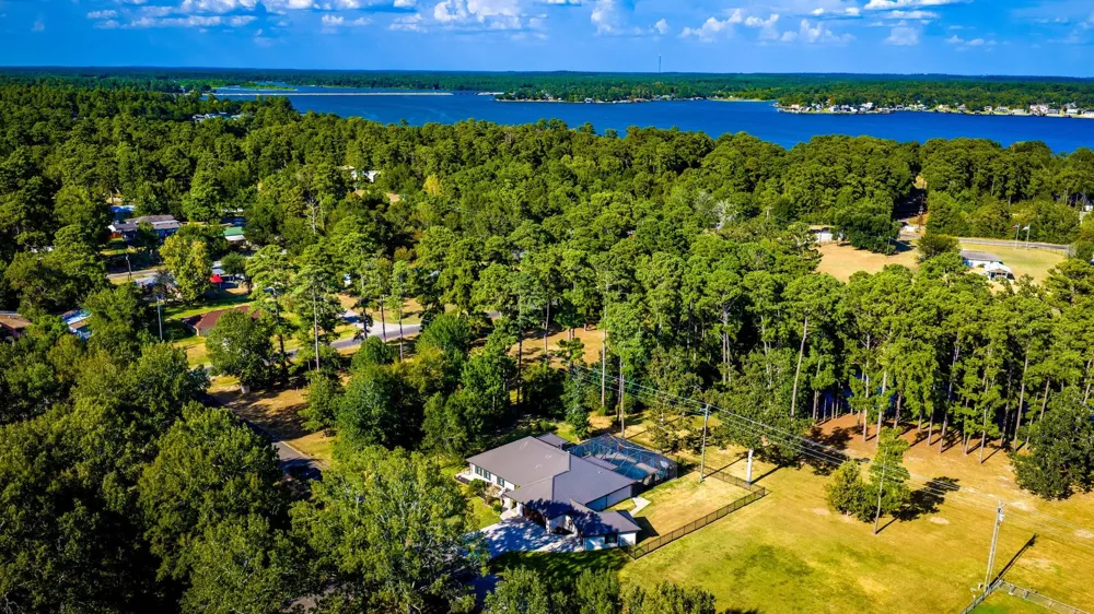 145 Idlewilde Drive Onalaska, TX 77360