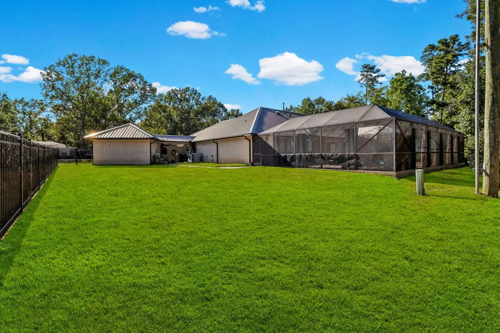 145 Idlewilde Drive Onalaska, TX 77360