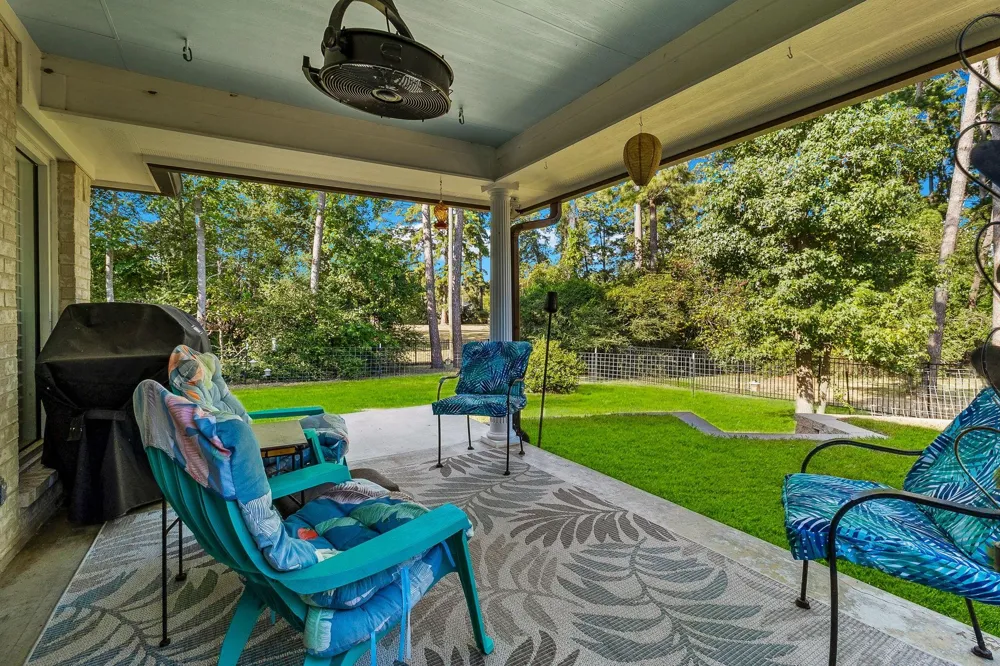 145 Idlewilde Drive Onalaska, TX 77360