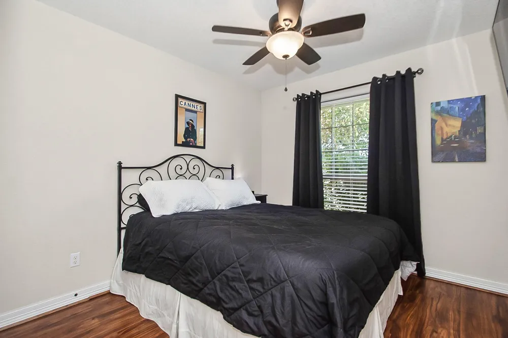 205 Poppy Street Lake Jackson, TX 77566