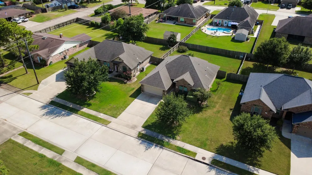 205 Poppy Street Lake Jackson, TX 77566