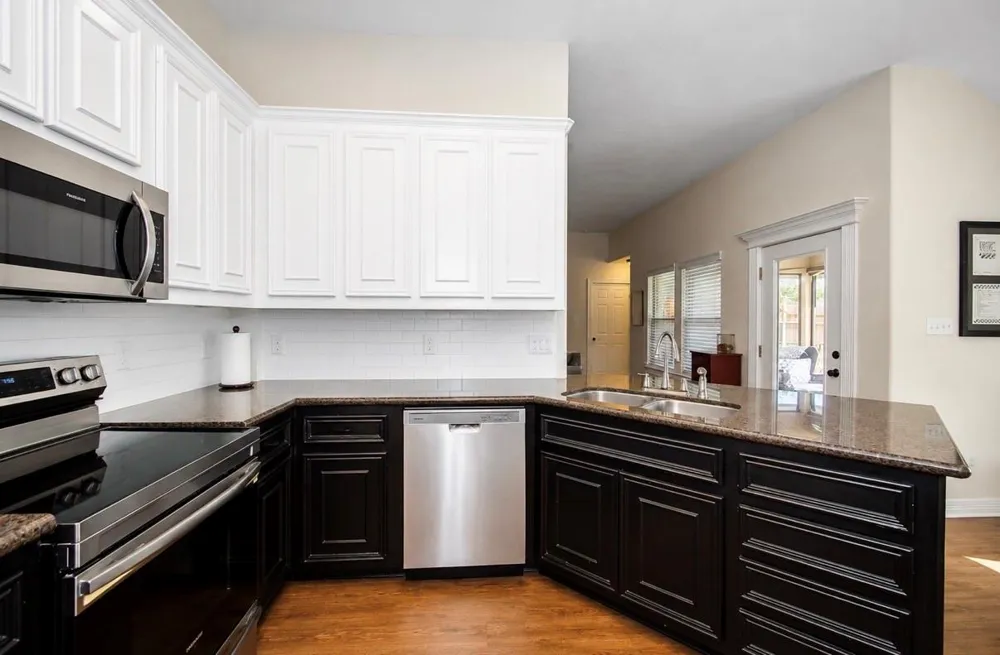 205 Poppy Street Lake Jackson, TX 77566