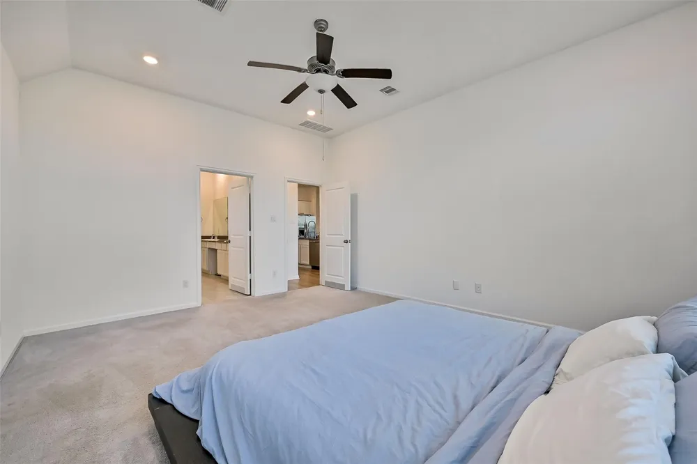 4827 Stoney Terrace Trail Baytown, TX 77521