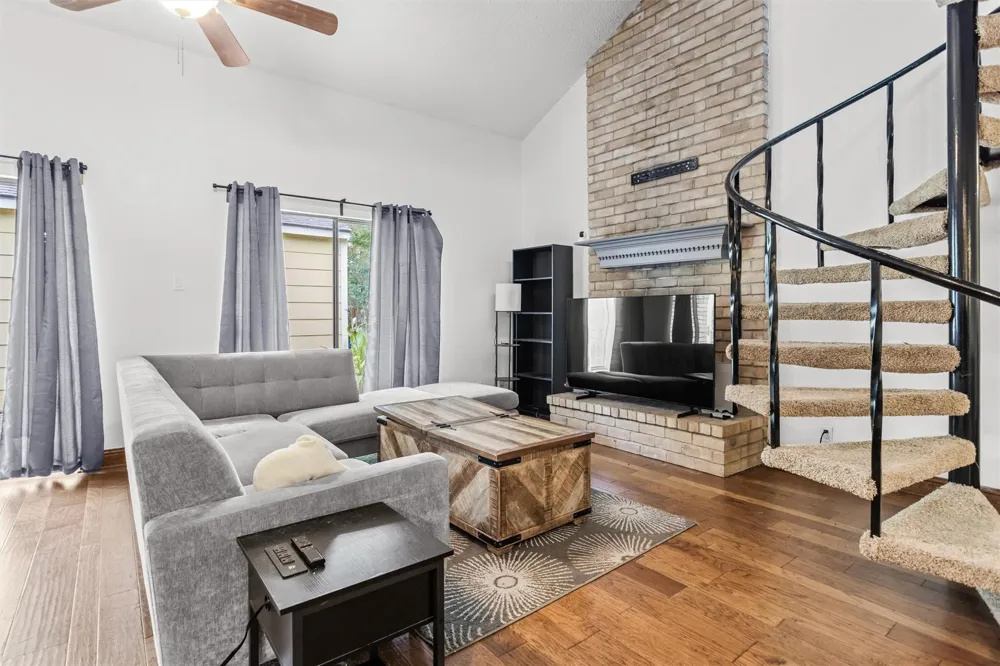 24648 Pools Creek Drive Huntsville, TX 77320