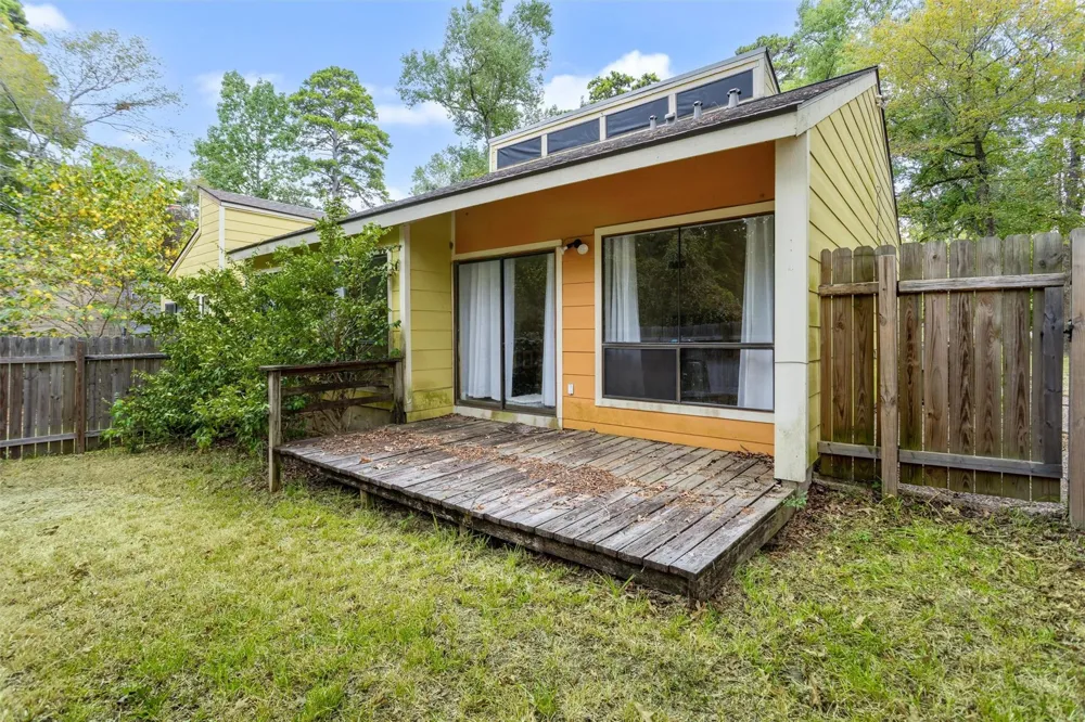 24648 Pools Creek Drive Huntsville, TX 77320
