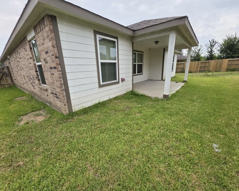 9222 Melmack Drive Rosharon, TX 77583