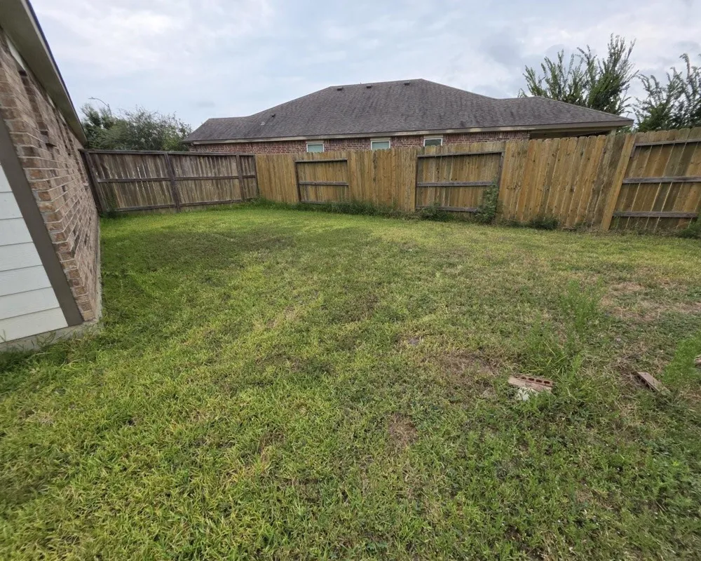 9222 Melmack Drive Rosharon, TX 77583