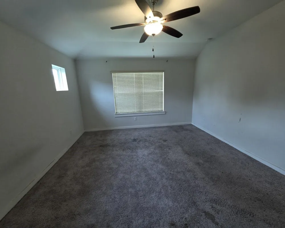 9222 Melmack Drive Rosharon, TX 77583