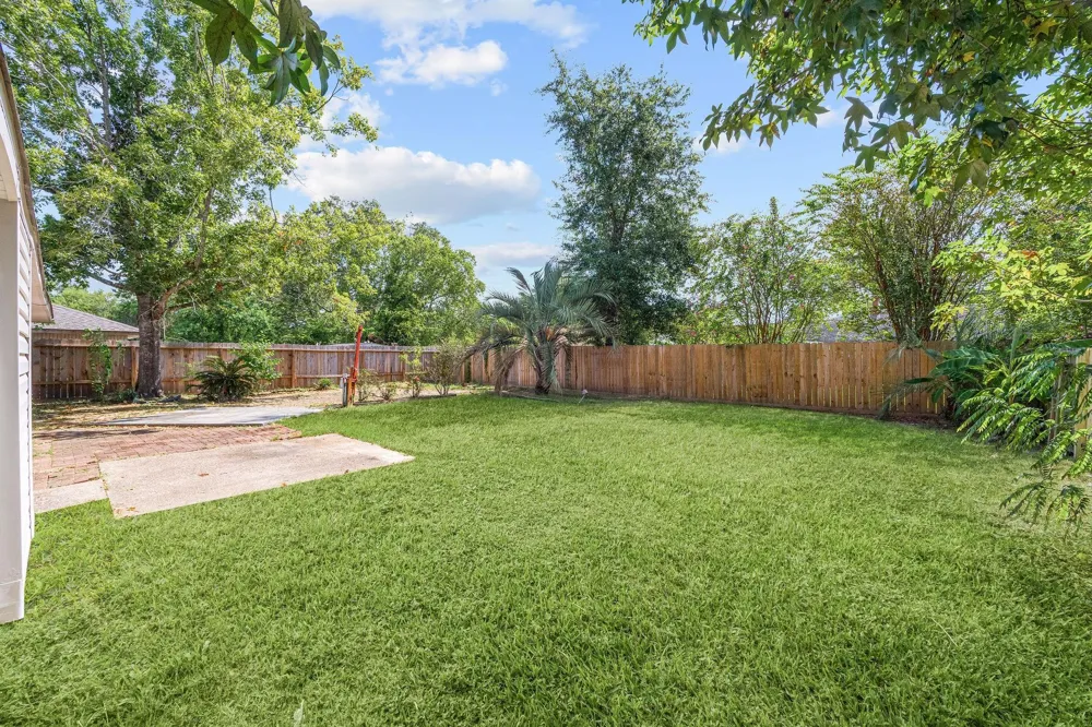 19722 Bellaw Woods Drive Humble, TX 77338