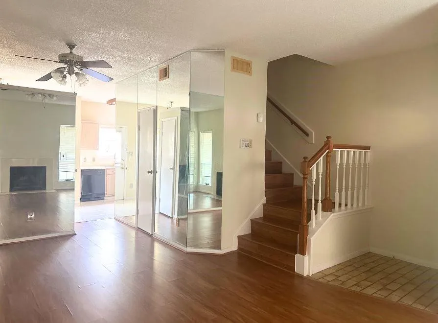 7575 Cambridge Street #1902 Houston, TX 77054