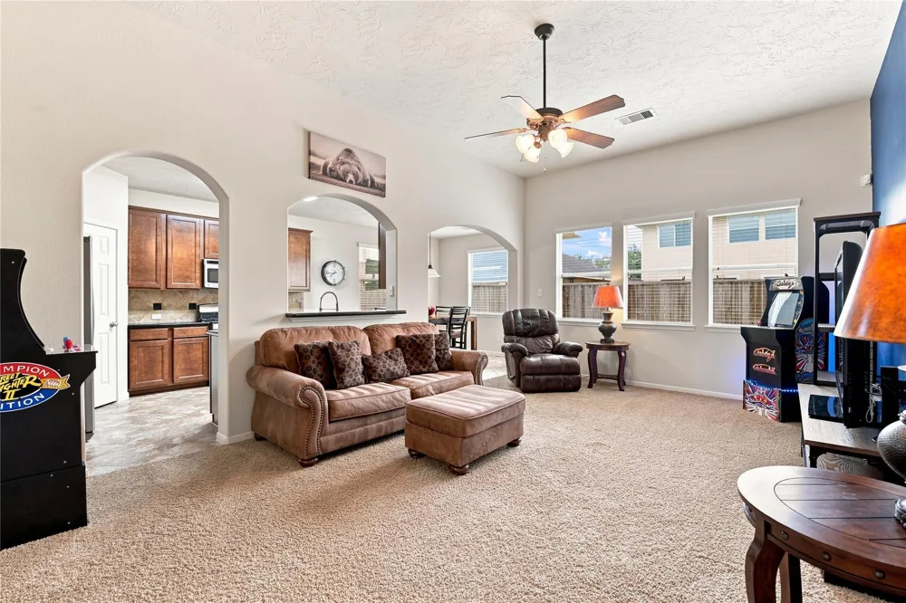 4601 Meadow Way Drive Deer Park, TX 77536