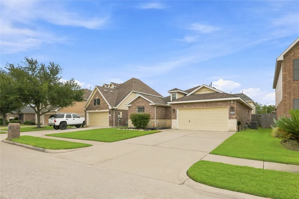 4601 Meadow Way Drive Deer Park, TX 77536
