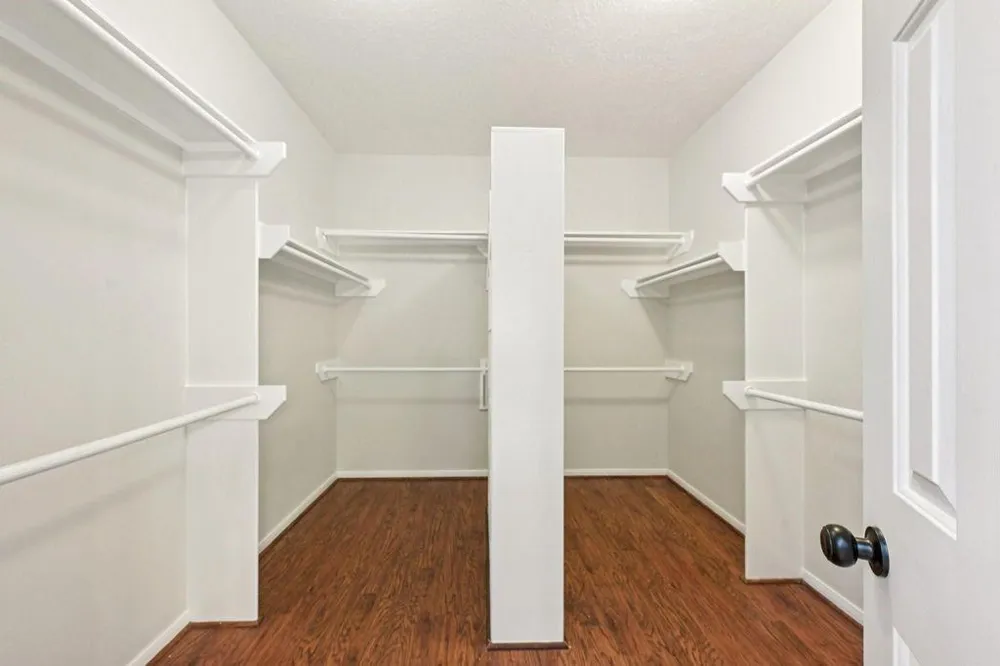 2202 Castle Bay Drive League City, TX 77573