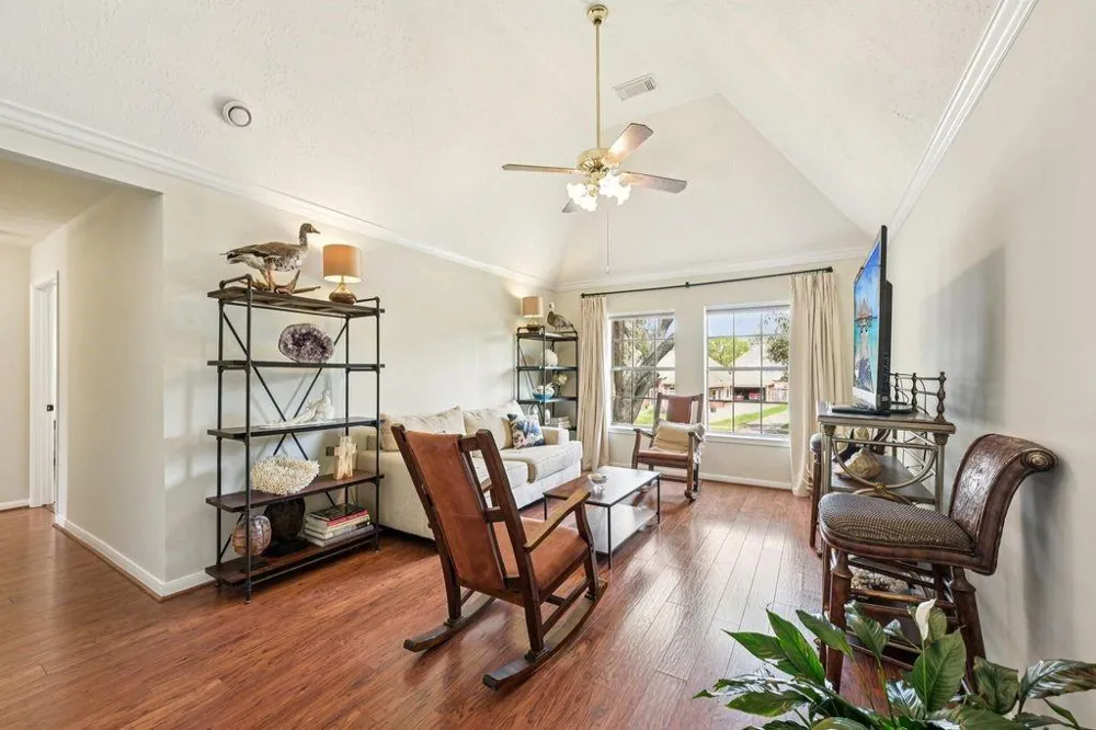 2202 Castle Bay Drive League City, TX 77573
