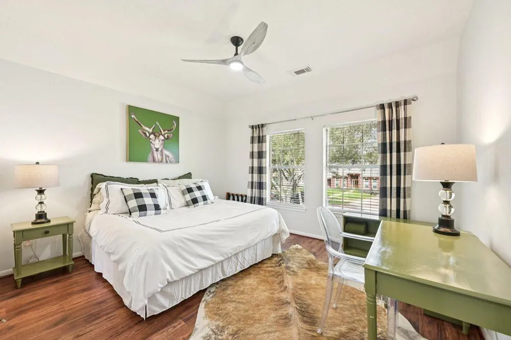 2202 Castle Bay Drive League City, TX 77573