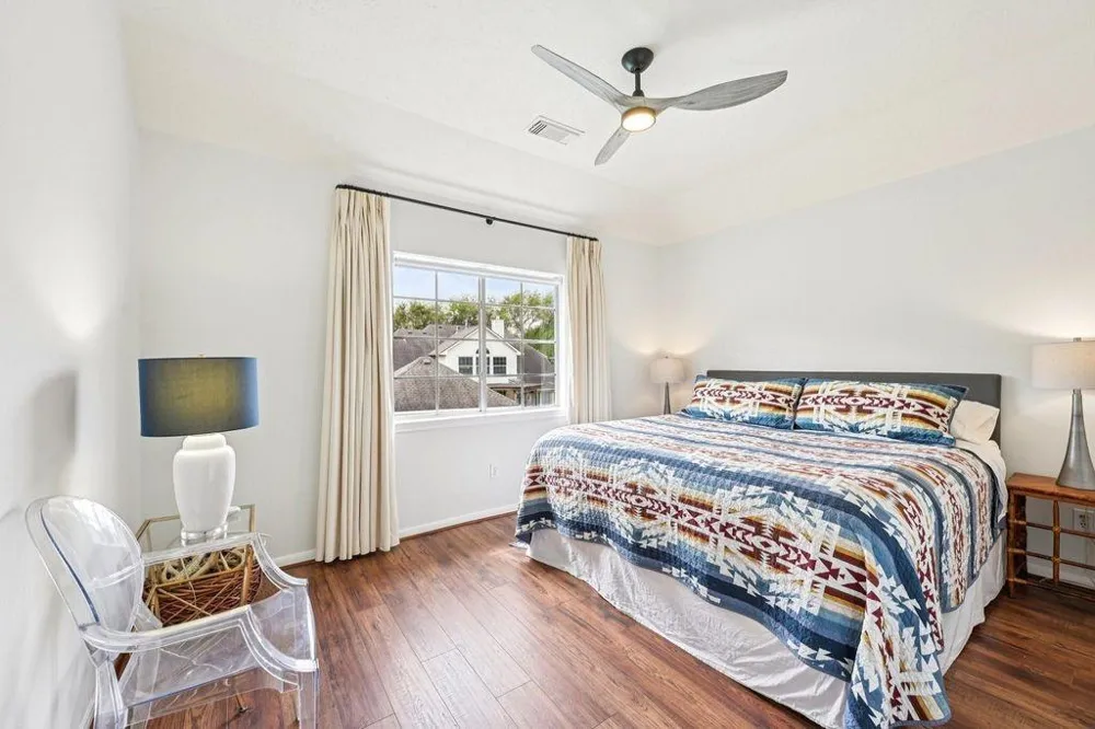 2202 Castle Bay Drive League City, TX 77573