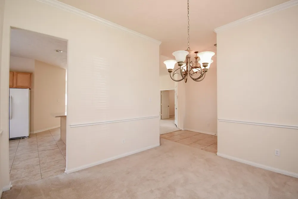 10727 Gilford Crest Drive Spring, TX 77379