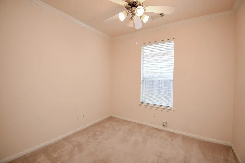 10727 Gilford Crest Drive Spring, TX 77379
