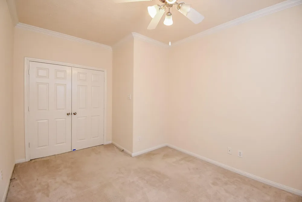 10727 Gilford Crest Drive Spring, TX 77379