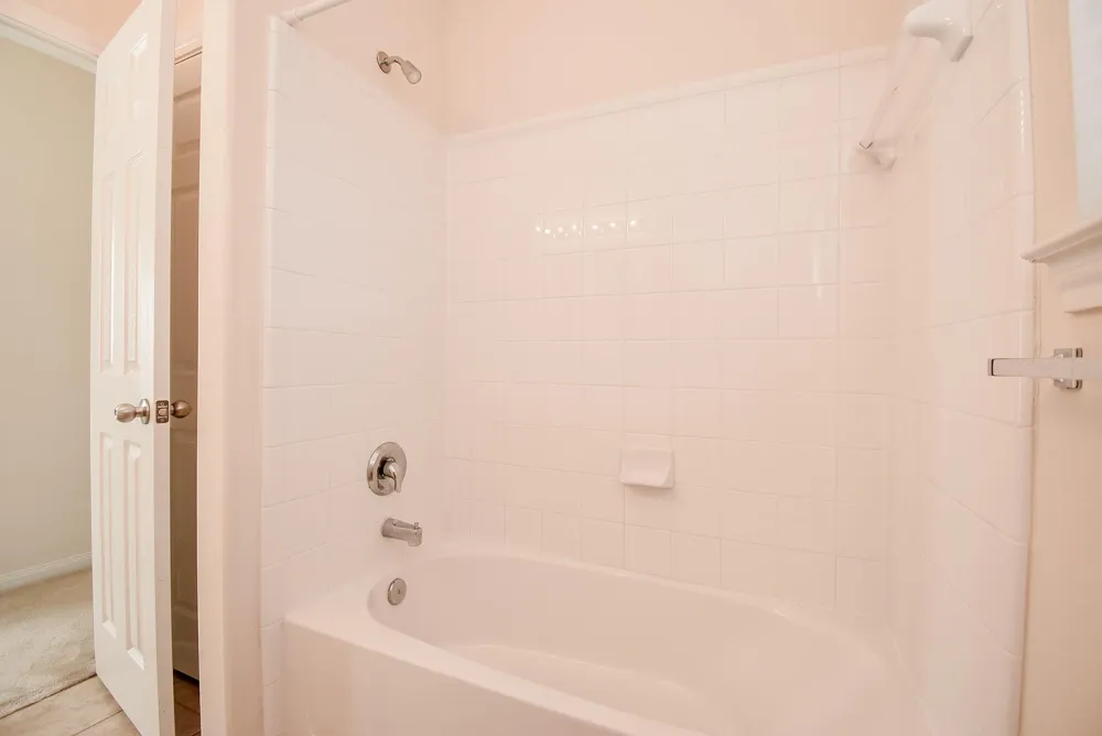 10727 Gilford Crest Drive Spring, TX 77379