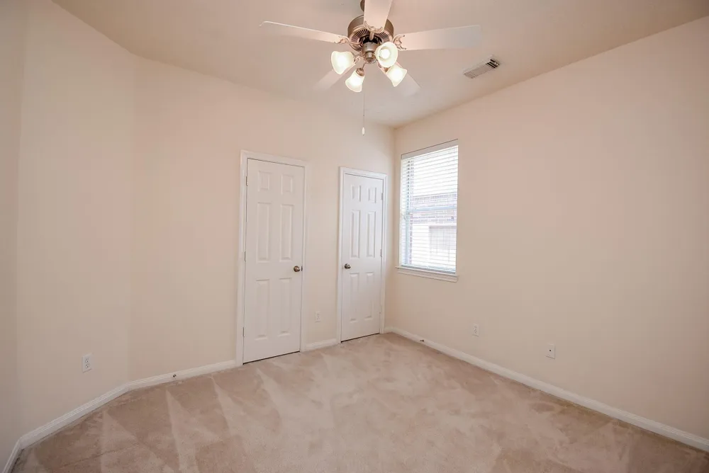 10727 Gilford Crest Drive Spring, TX 77379